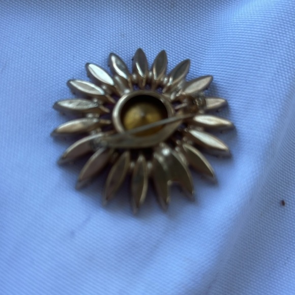 Vintage juliana Aurora Borealis Rhinestone facetted Brooch Pin Brooch - Picture 5 of 5